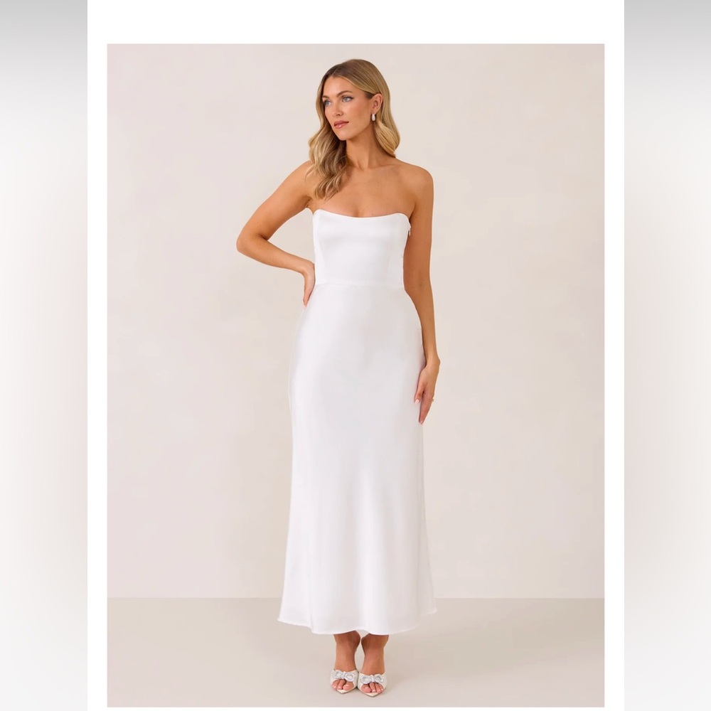 Park and fifth Brodie dress in “off white”